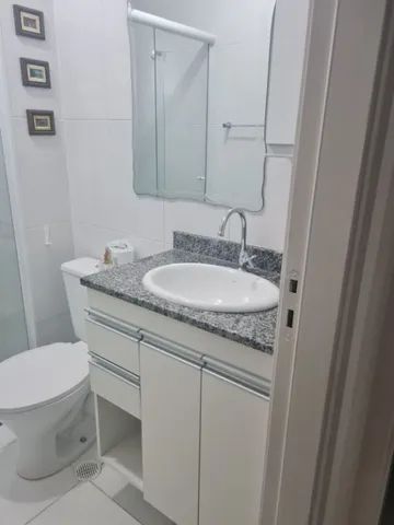 Apartamento com 2 dormitórios para alugar, 55 m² por R$ 1.950,00/mês - Condomínio Floratta