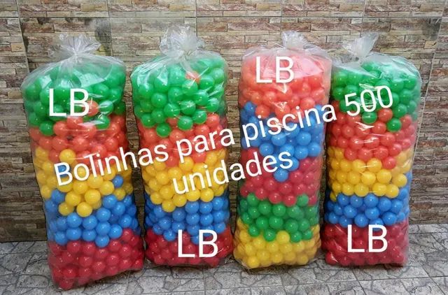 Bolinhas para piscina entre outros brinquedos infantis  novos  - Foto 2