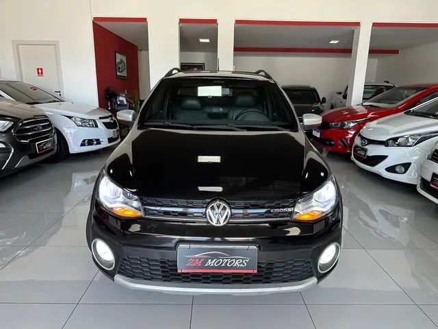 VOLKSWAGEN - SAVEIRO - 2014/2014 - Branca - R$ 67.900,00