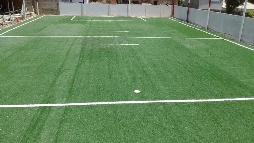 Construção - Grama sintética - Quadras esportivas