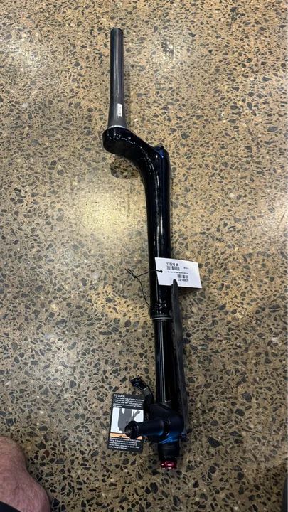 SUSPENSÃO LEFTY OCHO CARBON ZERO 
