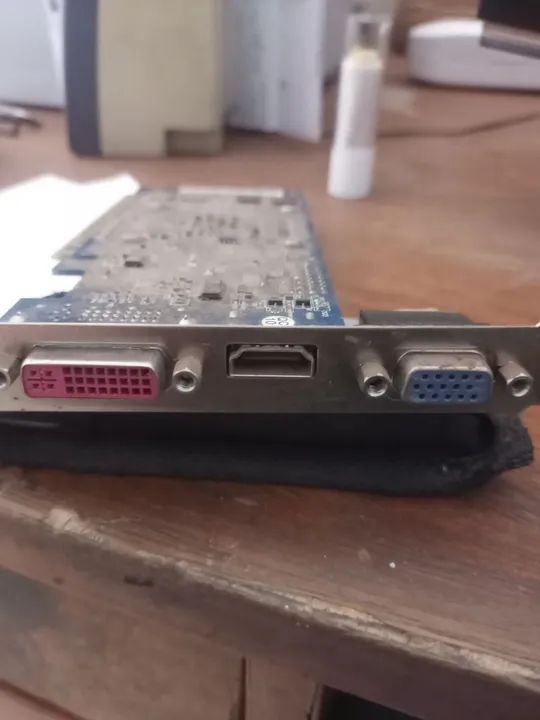 Placa de Vídeo NVidea ECS NGT430C 1 GB DDR3 - Foto 3