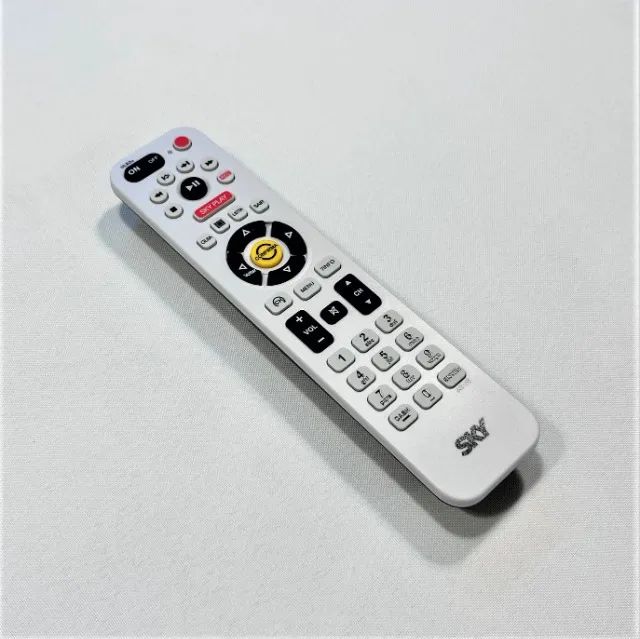 (Aceito cartão) Controle Remoto UL2Ru para Receptor Sky - Foto 3