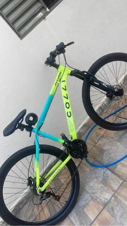 Bicicleta Aro 29 Everest Aero 21M Colli