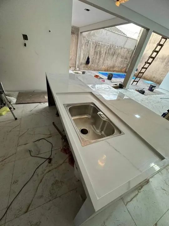 Bancadas de cozinha no porcelanato - Foto 3