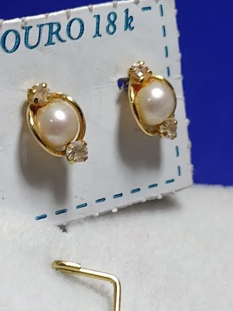 Brincos Pérola 4 mm Zircônias 1 mm Ouro 18 Kilates Peso 0.60 Gramas                        - Foto 4