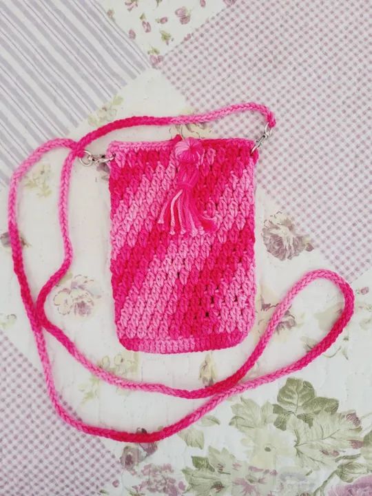 Bolsa crochê rosa nova - Foto 3