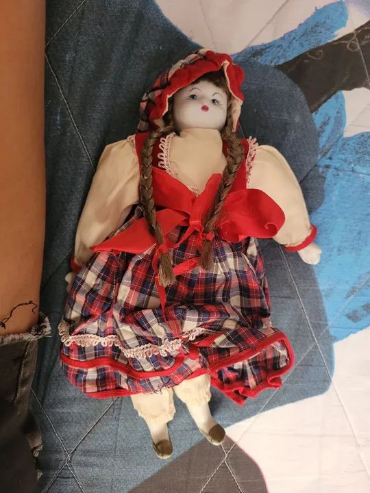 Boneca de porcelana antiga - Foto 2