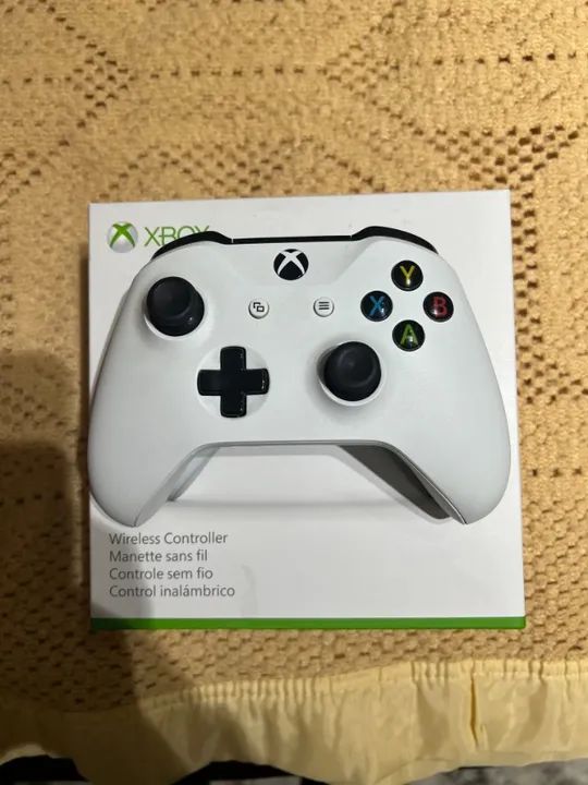 Controles Xbox One S Branco e Preto & Receptor de Sinal Microsoft para PC - Foto 2