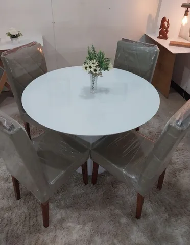 Conjunto Mesa Redonda A.L.T.O P.A.D.R.A.O