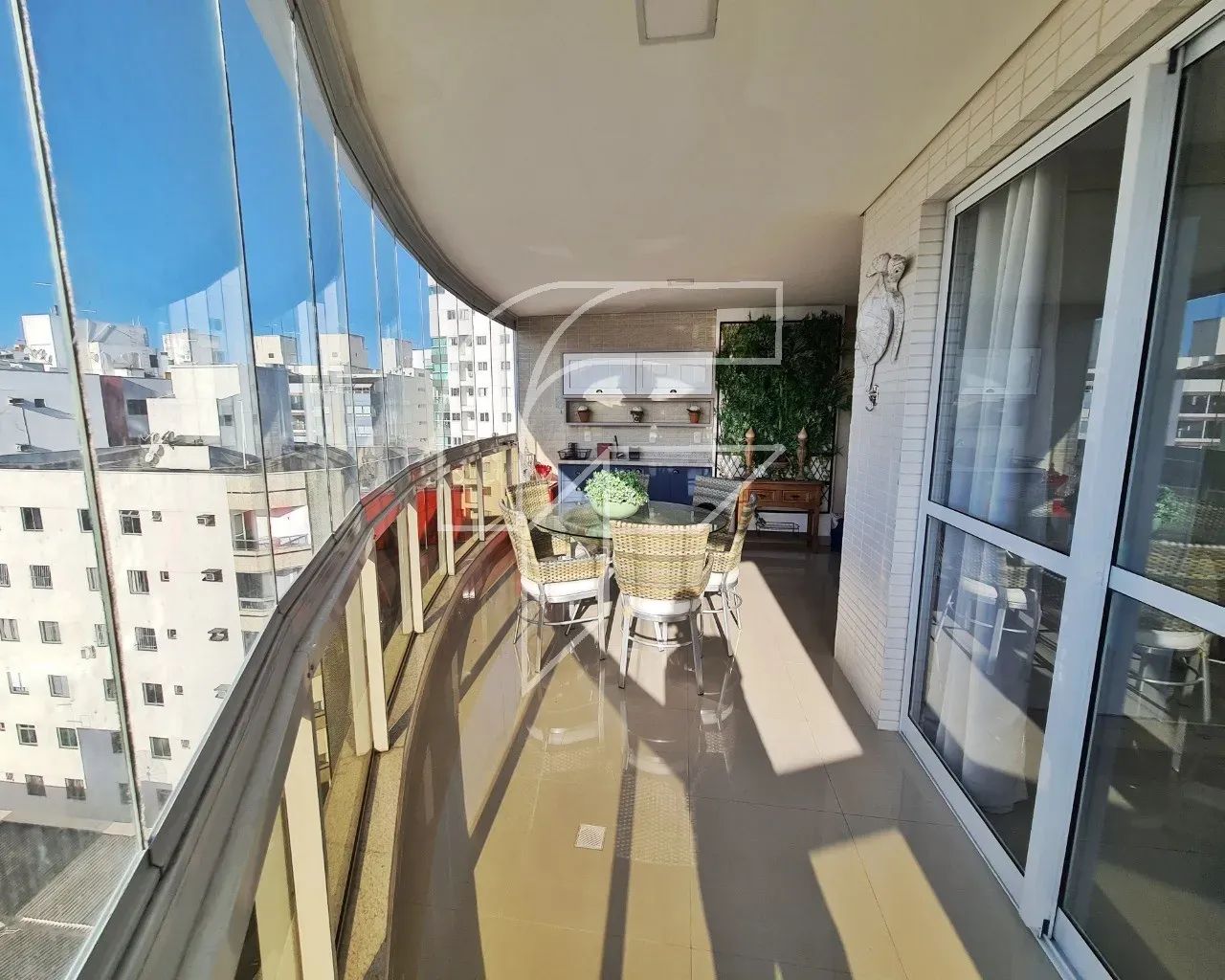 Imóvel para venda possui 103 metros quadrados com 3 quartos em Centro - Guarapari - ES - Foto 4