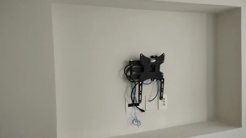Suportes diversos para TV - Valor por item