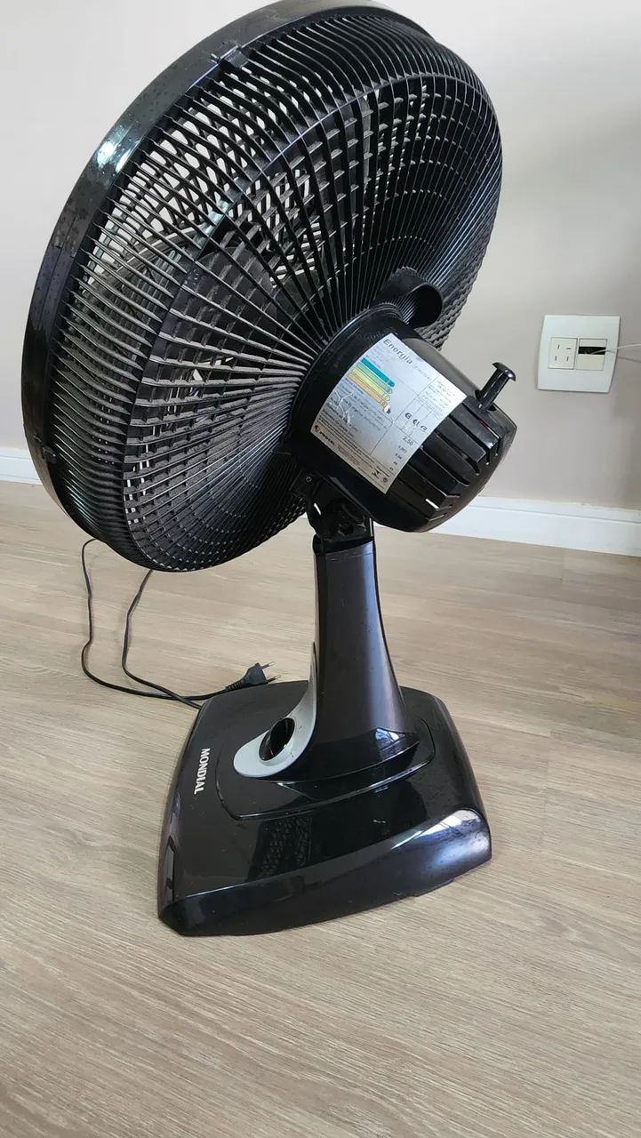 Ventilador de Mesa Mondial Black Premium 40cm - Foto 3