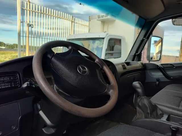 Mbenz accelo 815 CABINA SUPLEMENTAR MAIS CARROCERIA - Foto 12