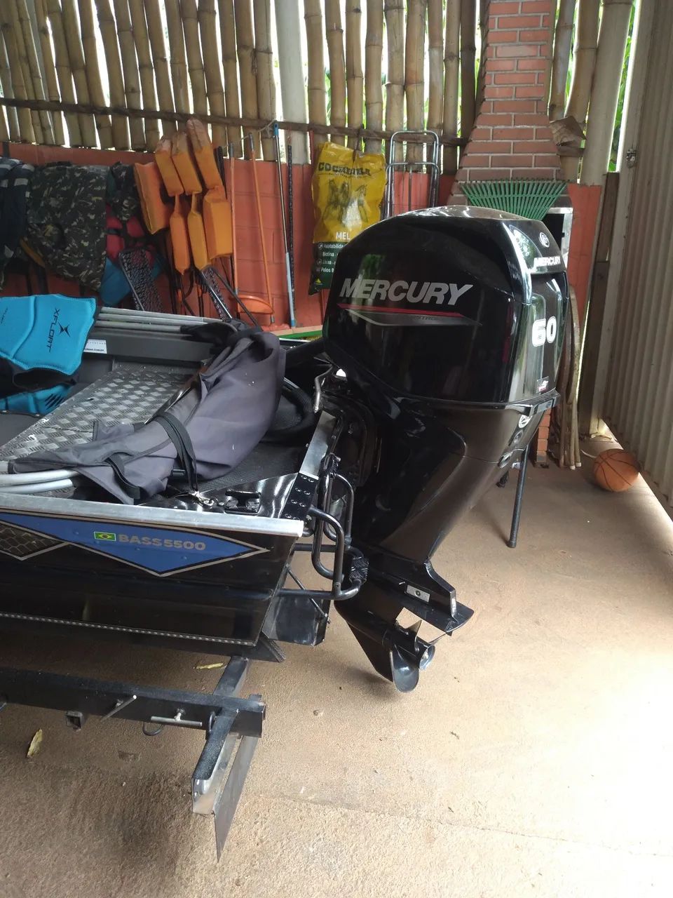 Barco fluvimar  bastante 5.5 com motor  mercury  60hp  4 tempo. - Foto 5