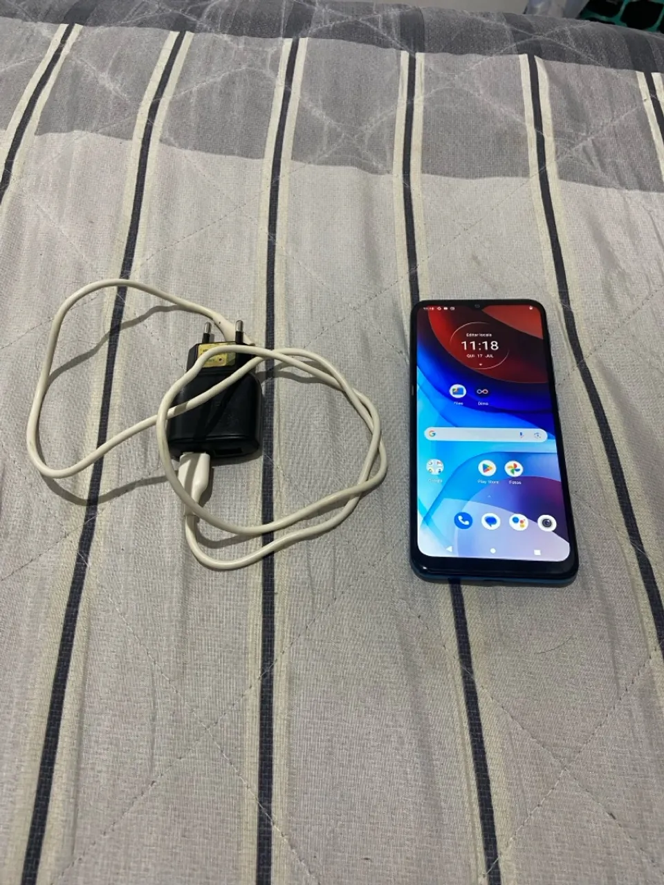 Motorola Moto G73 5G - Azul - Carregador