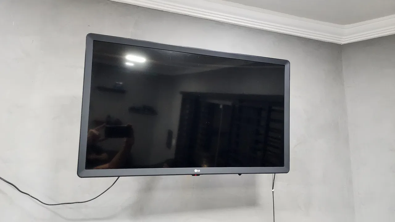 TV LG 32 polegadas HDMI USB baratinha - em perfeitas condições!<br>