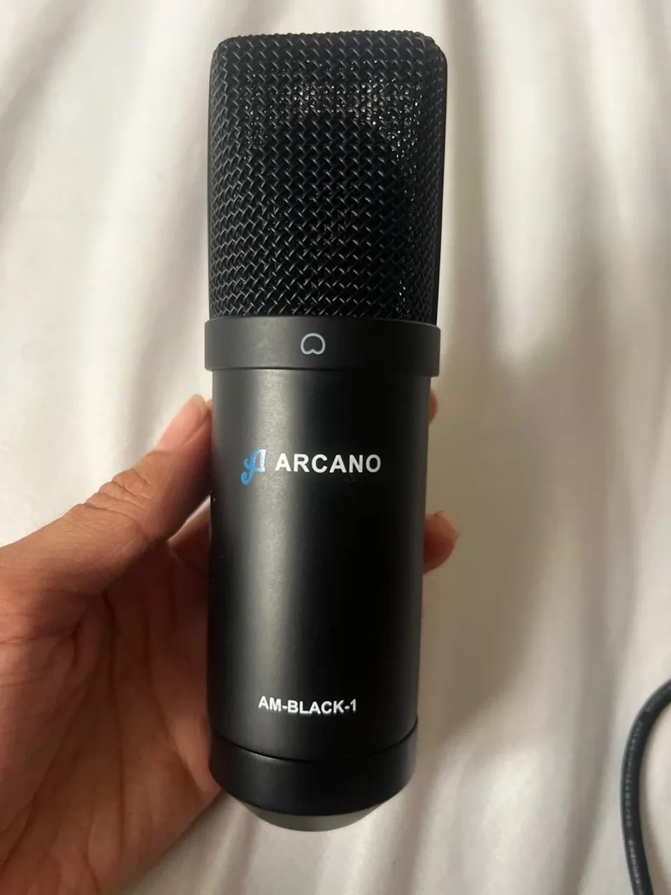Microfone Condensador Arcano AM-BLACK-1