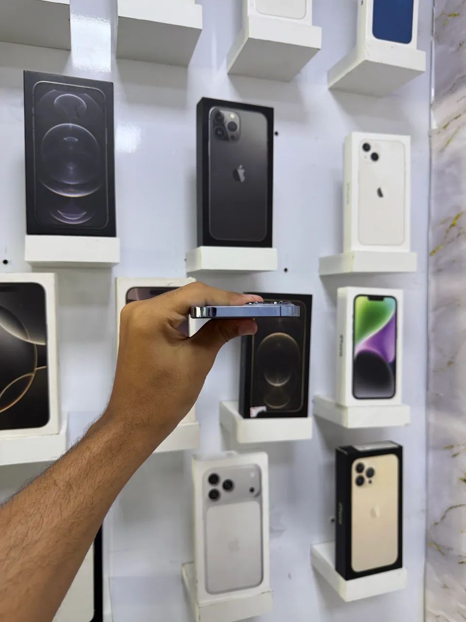 IPHONE 13 PRO MAX 256 GB CÂMERA NOVA  - Foto 3