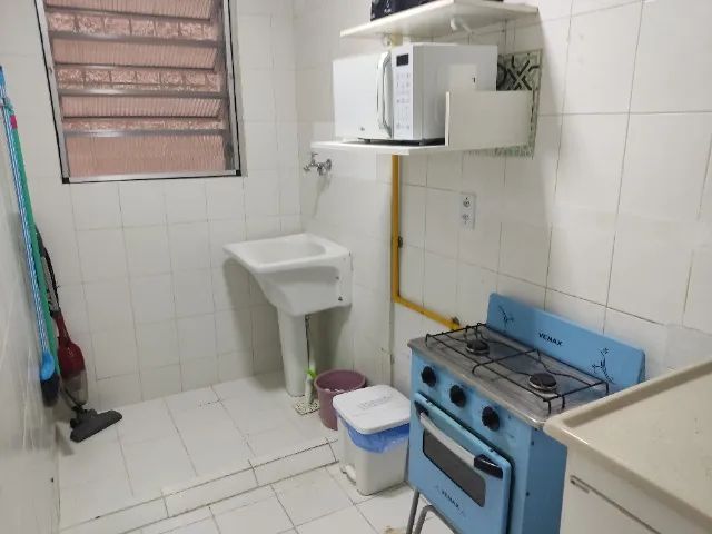 Casal. Tijuca. Sala e quarto. Estação Uruguai próxima. Rua residencial  - Foto 8