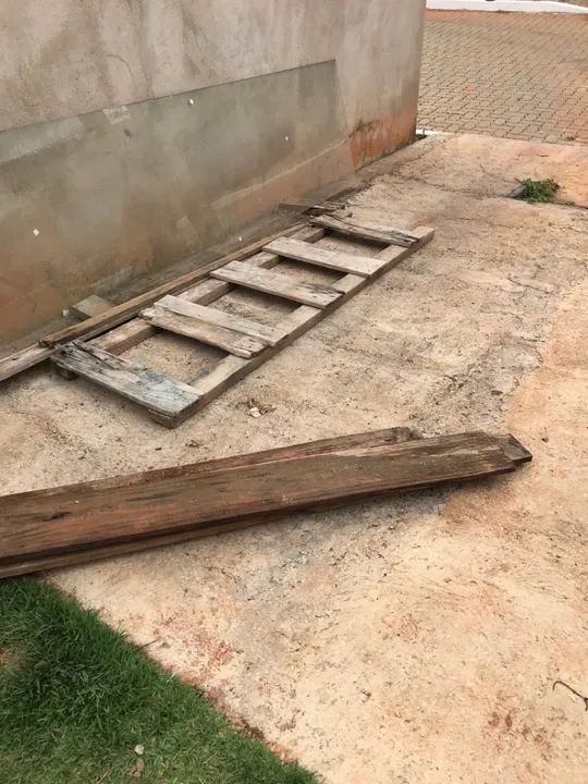 Tábuas usadas  - Foto 4