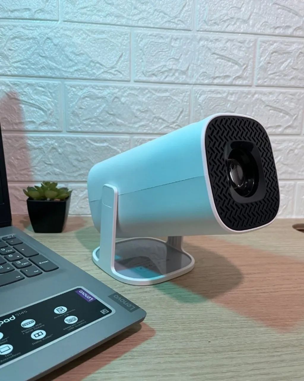 Projetor P30 + tela de100 polegadas - Foto 2