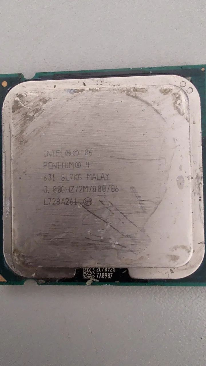 Processador Intel Pentium 4 3.0GHz placa mãe 775