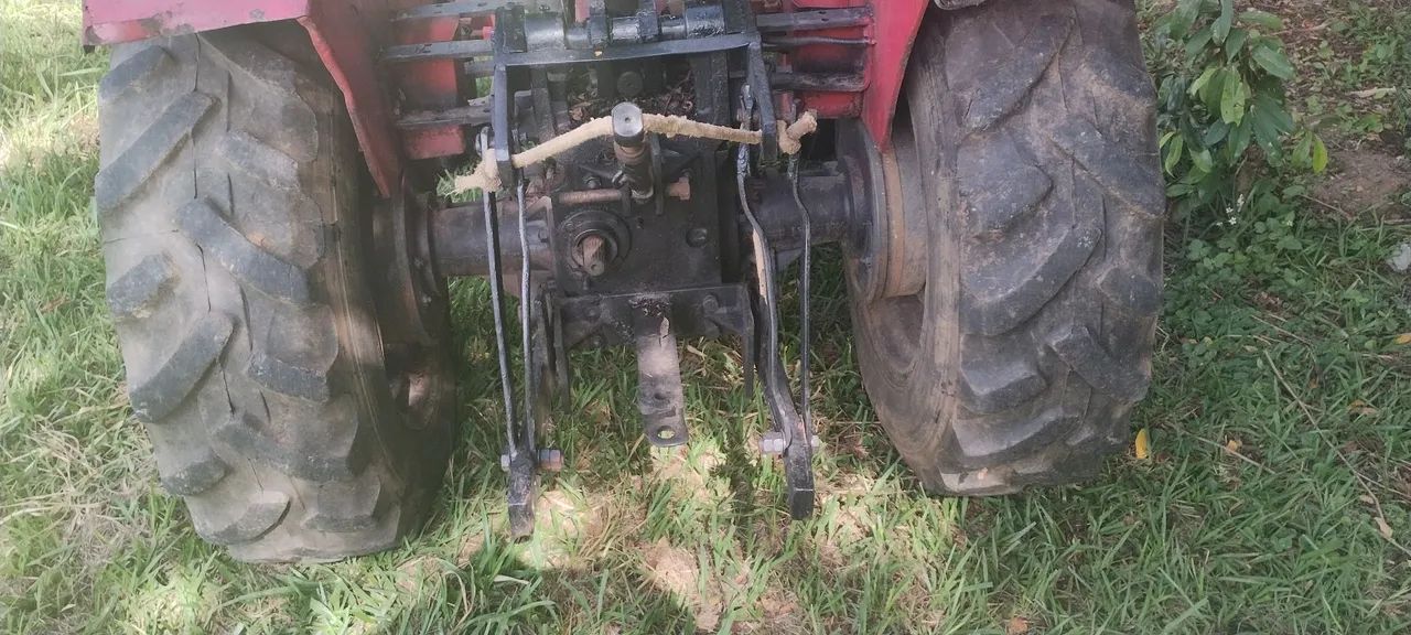 Trator Agrale 4200 - Foto 2