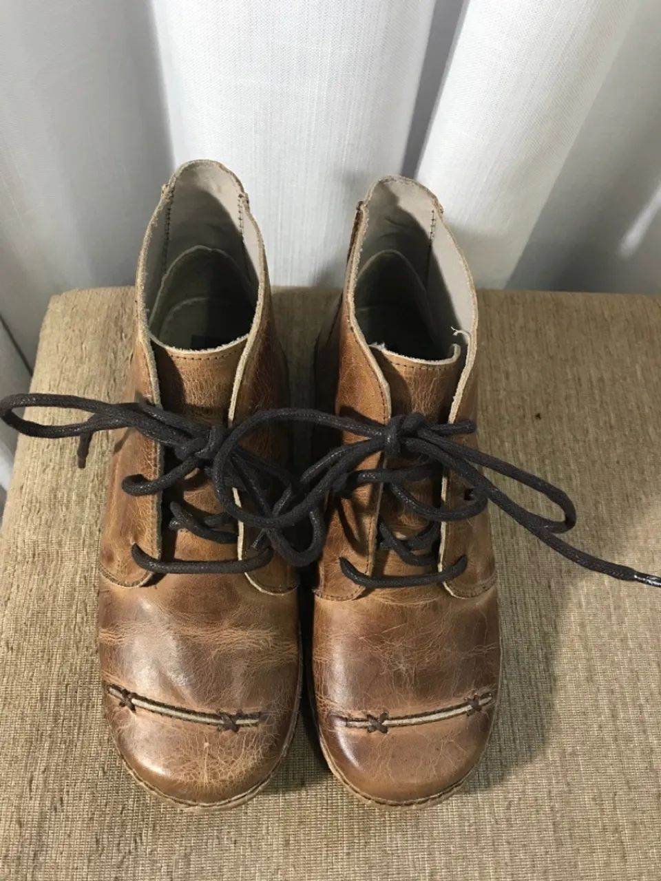 Botas de Couro Marrom - Estilo Vintage - Foto 4