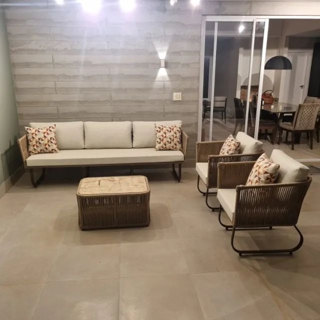CONJUNTO DE SOFÁ CORDA NÁUTICA COM MESA DE CHAMPANHEIRA - Foto 3
