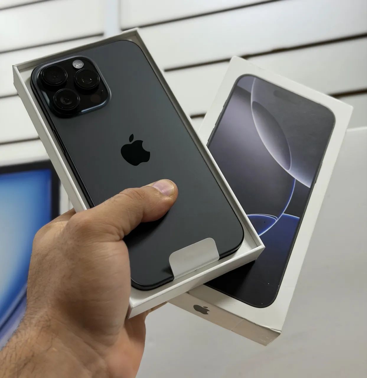 Apple iPhone 16 Pro Max 256GB，バッテリーは100％ iPhone 16 Pro Max - Especificações técnicas - Suporte da Apple (BR)