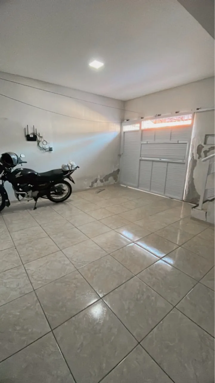 Vendo Casa duplex com 4 quartos