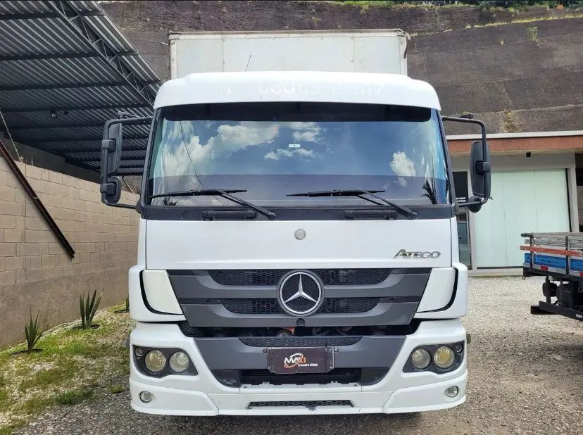 Caminhão Mercedes Benz Atego 2430 - Bau - Foto 3