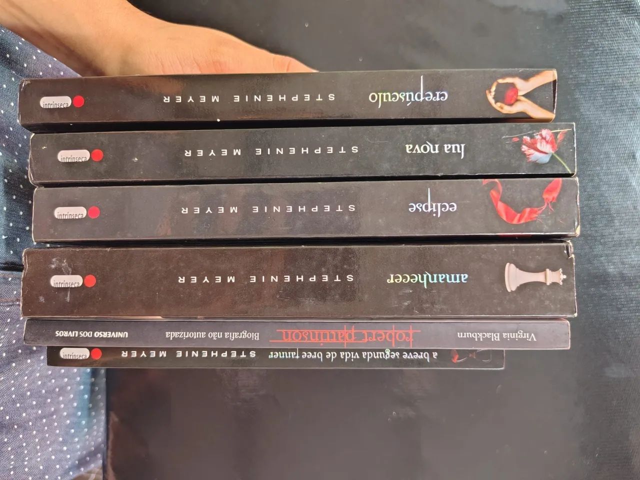 Saga Crepúsculo + Bree Tanner + Biog. Robert Pattisson  -- Completa