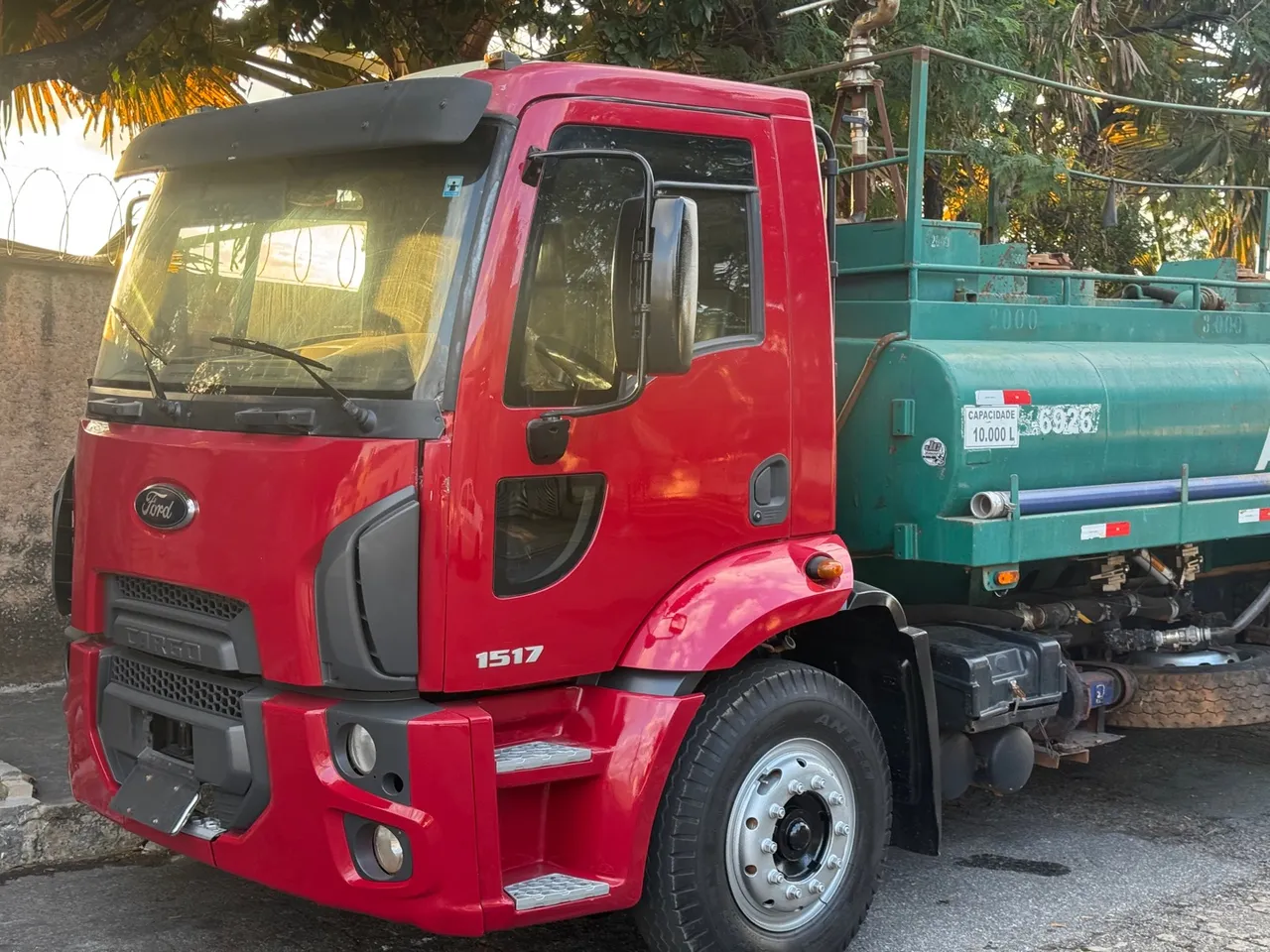 Caminhão Ford Cargo 1517 Pipa 10.000 Litros 2012/2012