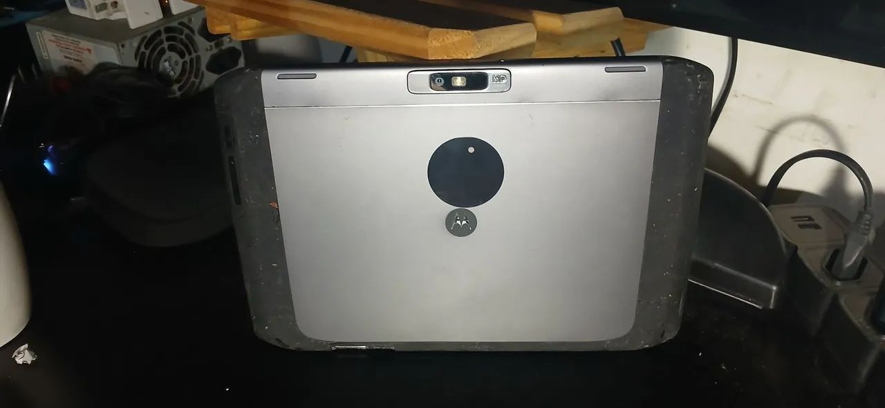 Tablet motorola xoom 2 otimo estado troco por itens de bmx - Foto 4