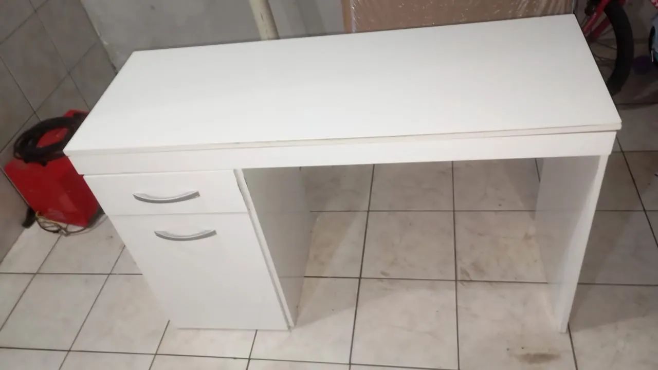 Vendo mesinha seminovo em perfeito estado  - Foto 2