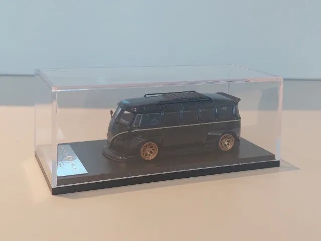 VW Kombi estilo RWB 1/64 Preta