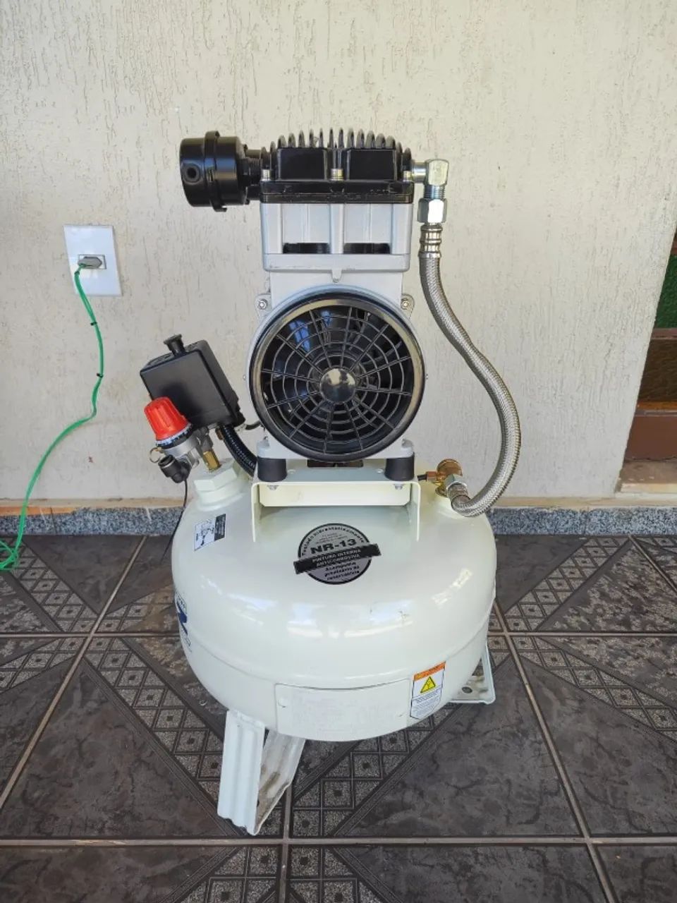 Compressor Odonto Schulz CSD 9/30 - Foto 2