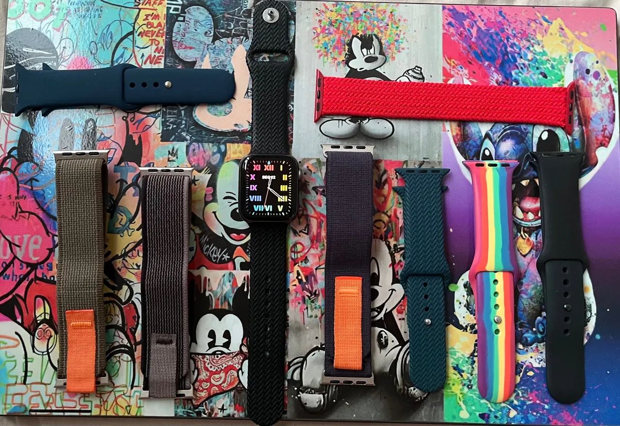 Apple Watch 5 - 40mm completo + 8 pulseiras