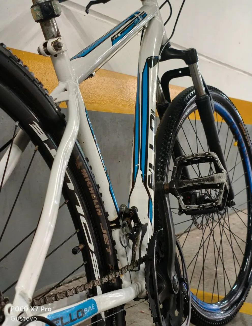 Bicicleta Elloi aro 29 branca e azul  - Foto 3