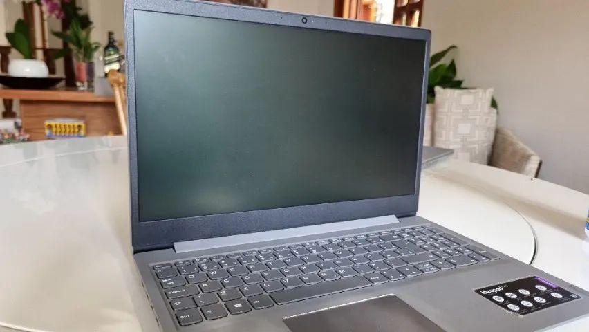 Notebook Lenovo IdeaPad S145 / Intel Core i3 8130U / 15,6" / 4GB RAM / SSD / Windows 11