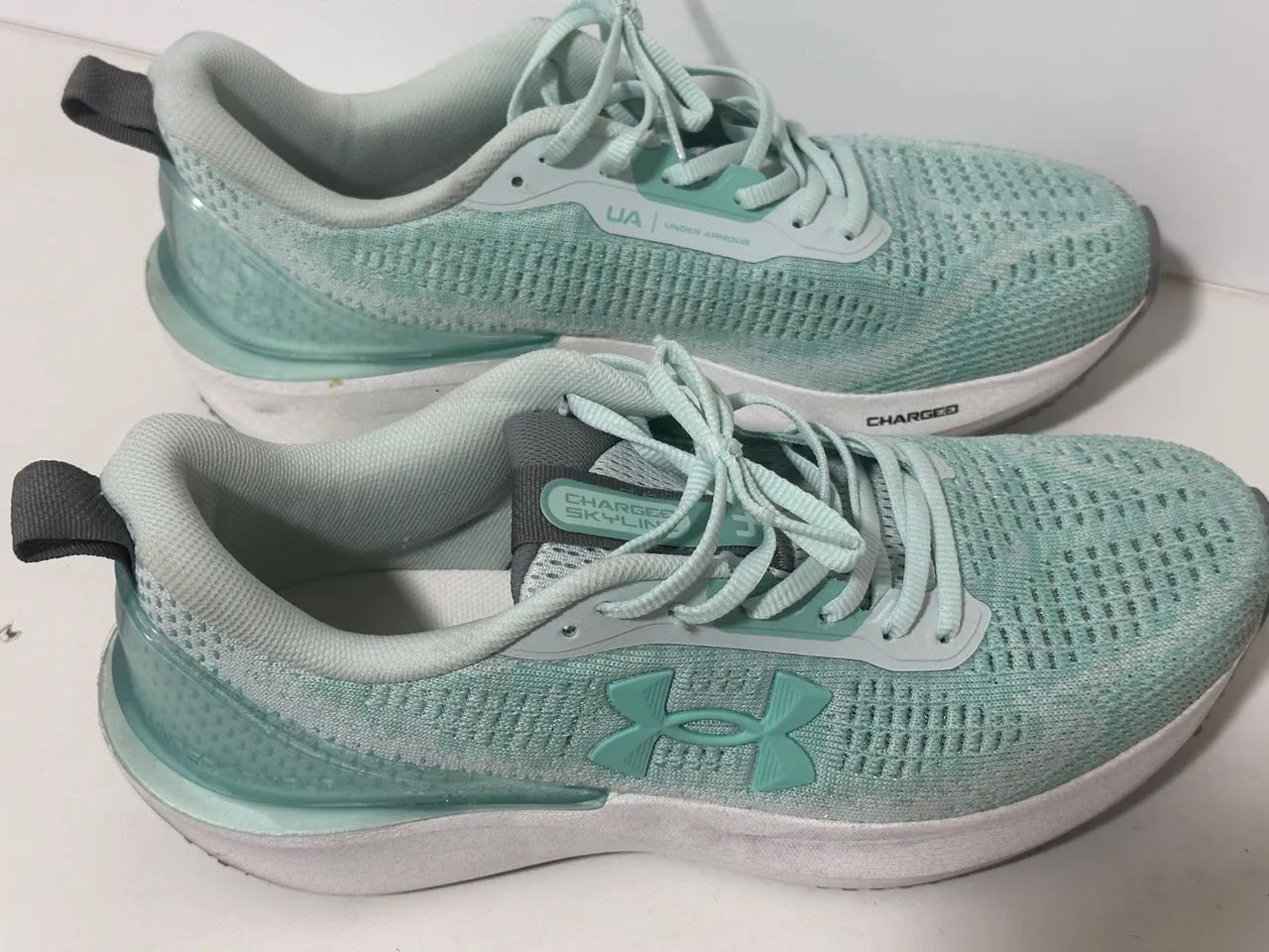 Tênis Under Armour utilizado uma única vez na academia número 41 