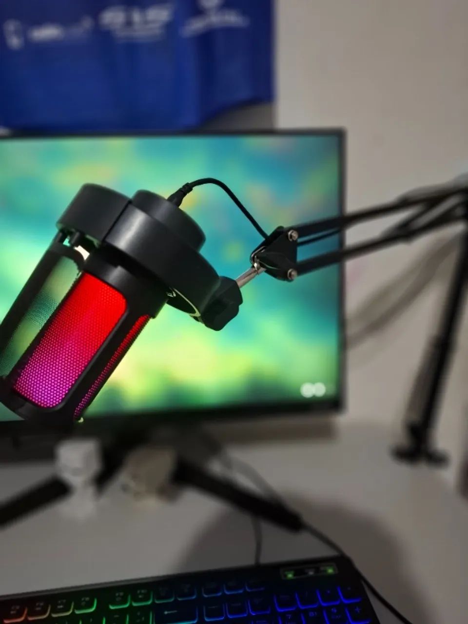 Microfone Condensador Gamer com Iluminação RGB - Foto 3