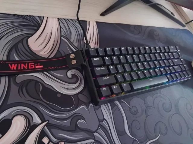 Teclado magnético AULA WIN60 WIN68 HE e Mousepad Japonês grande 80x35cm de brinde - Foto 3