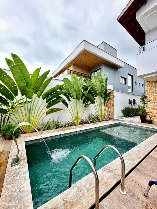 Vendo Casa 362m² Cond Damha