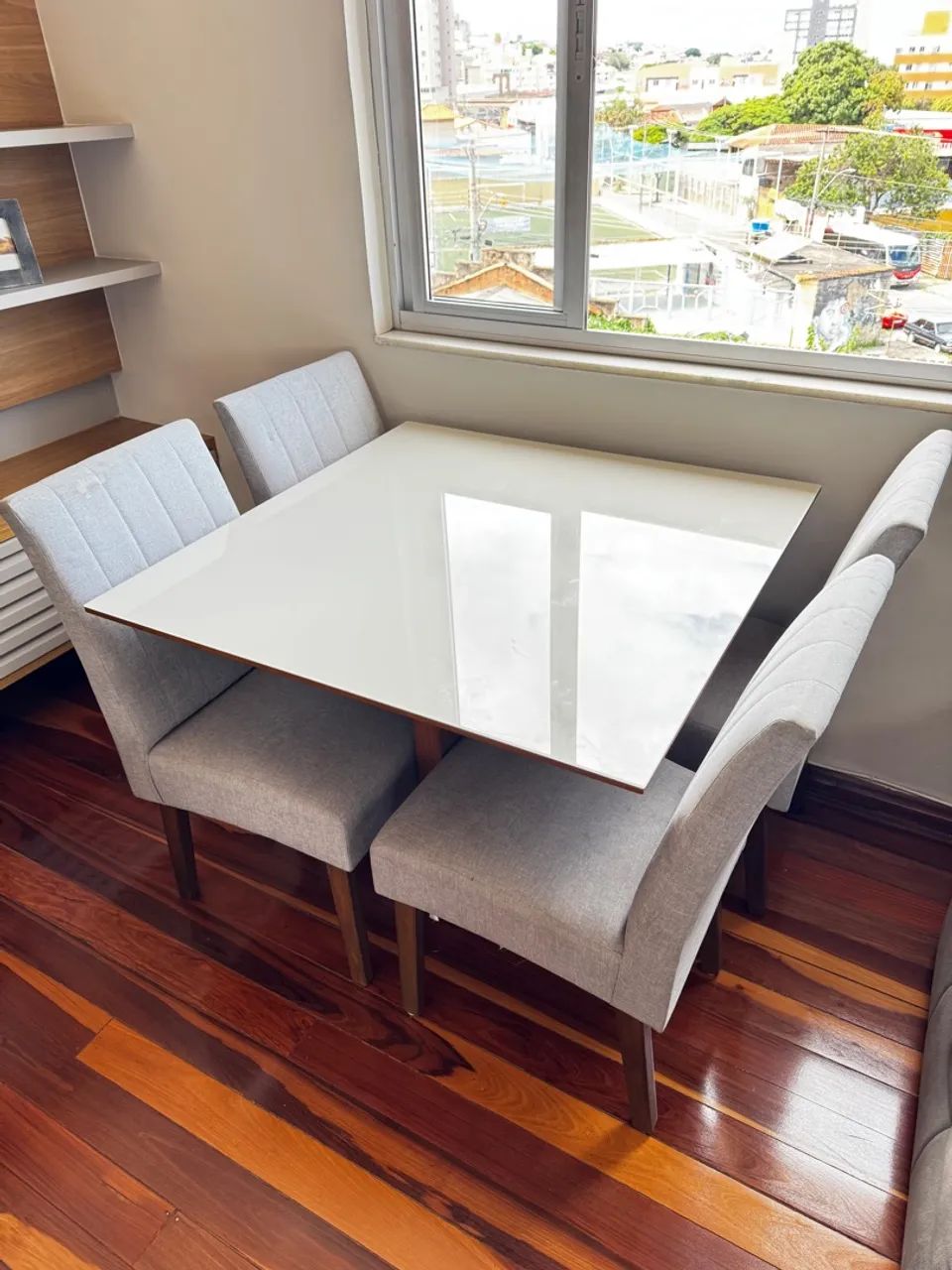 Mesa de Jantar em Vidro laqueado Off White