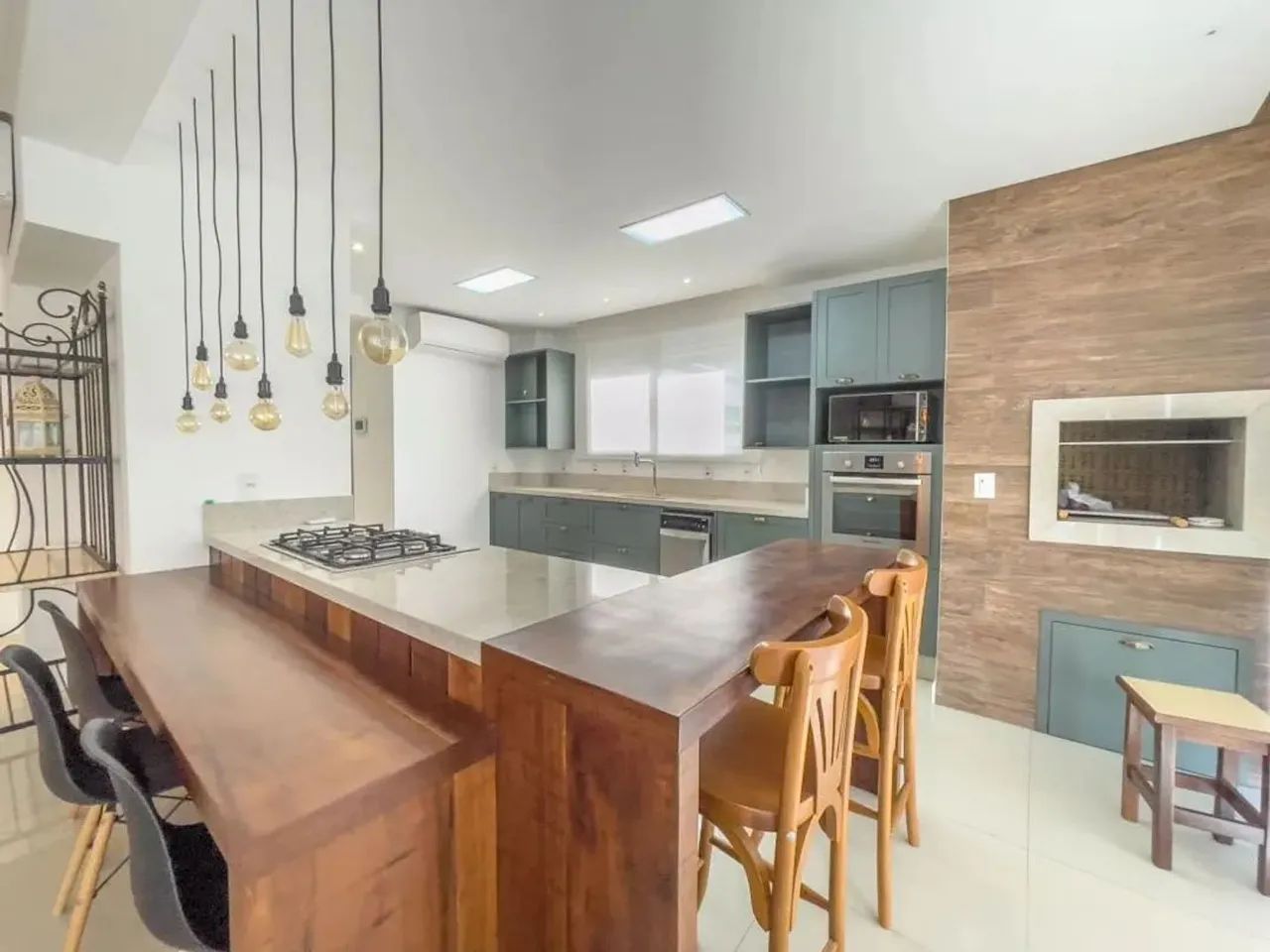Excelente apartamento para locação com 3 dormitórios para alugar com 225 m² - Ponta Aguda  - Foto 2