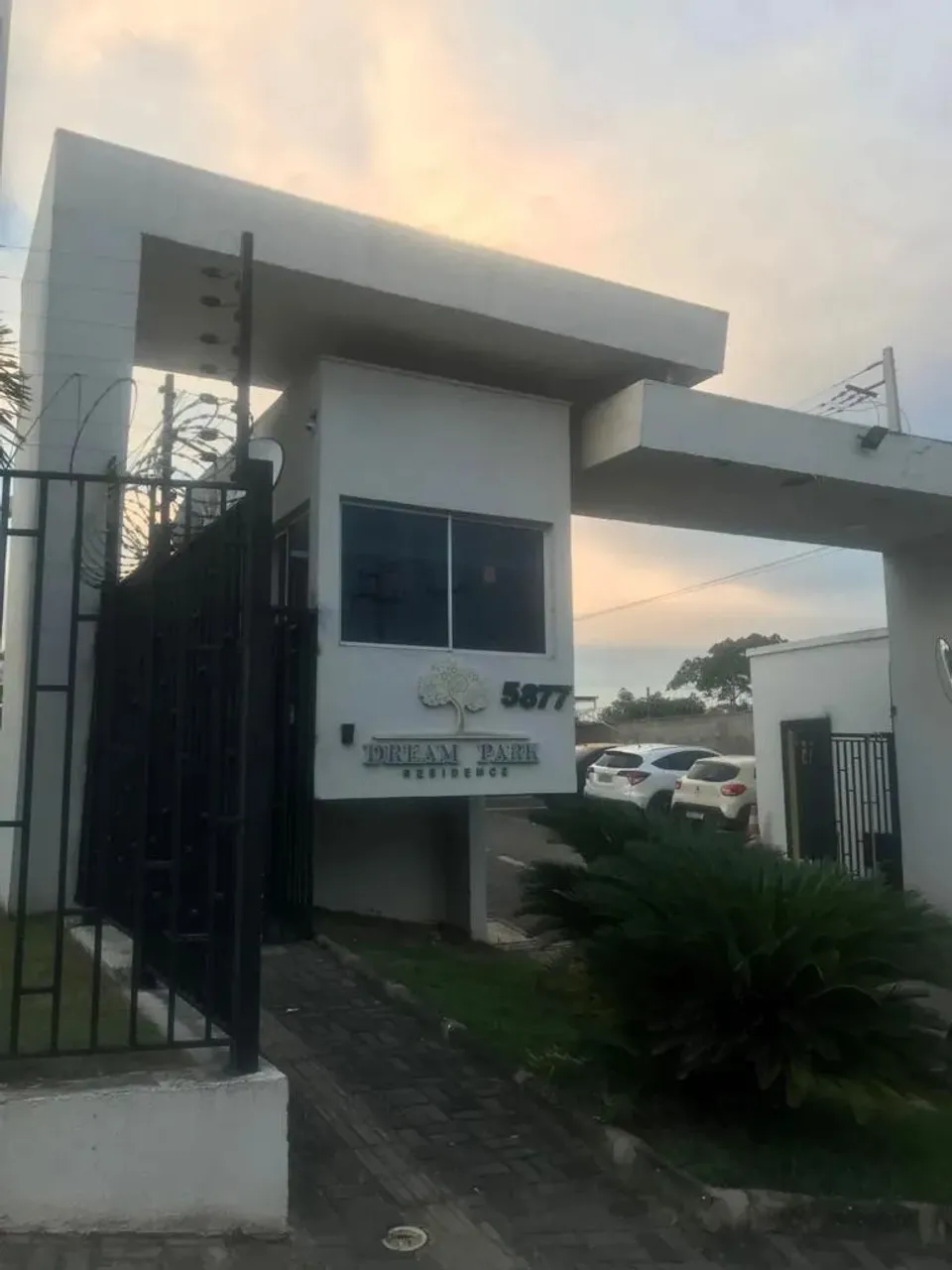 Alugo Condominio Drean Park apt. com 3 quartos em Gurupi - Teresina - PI