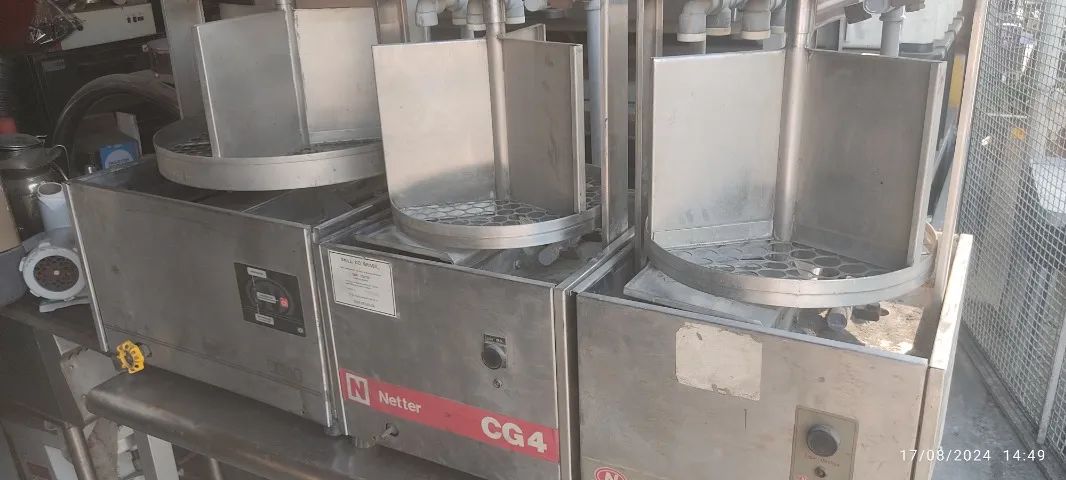 Duas lava louça NETTER CG4 funcionando"LEIA"
